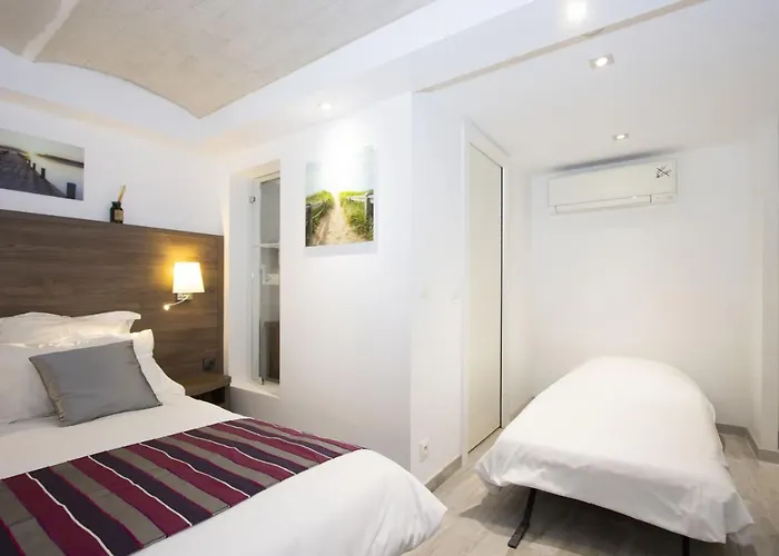 Cailloux Apartment *